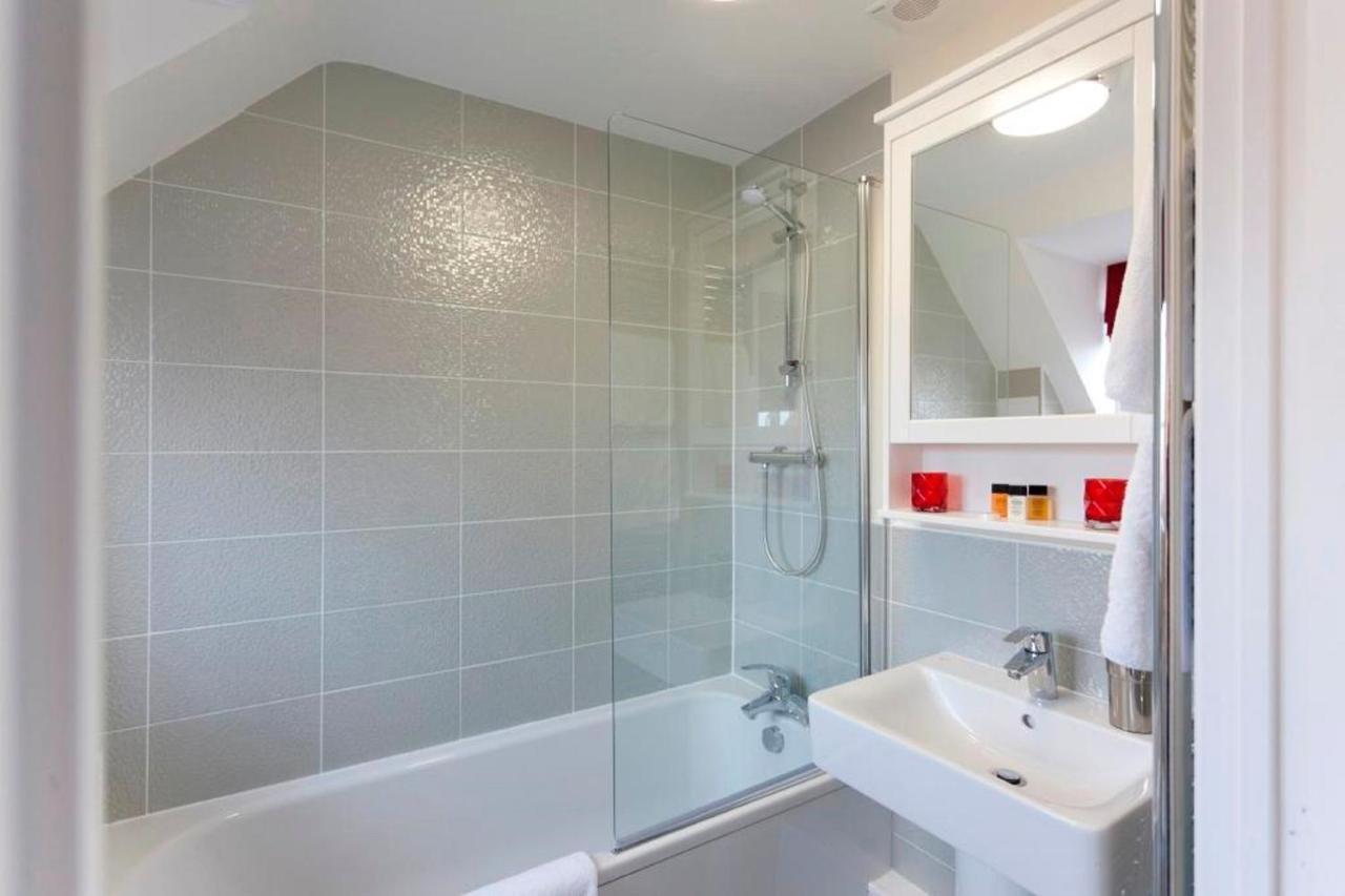 Dbs Serviced Apartments - The Twain Касл-Донингтон Экстерьер фото