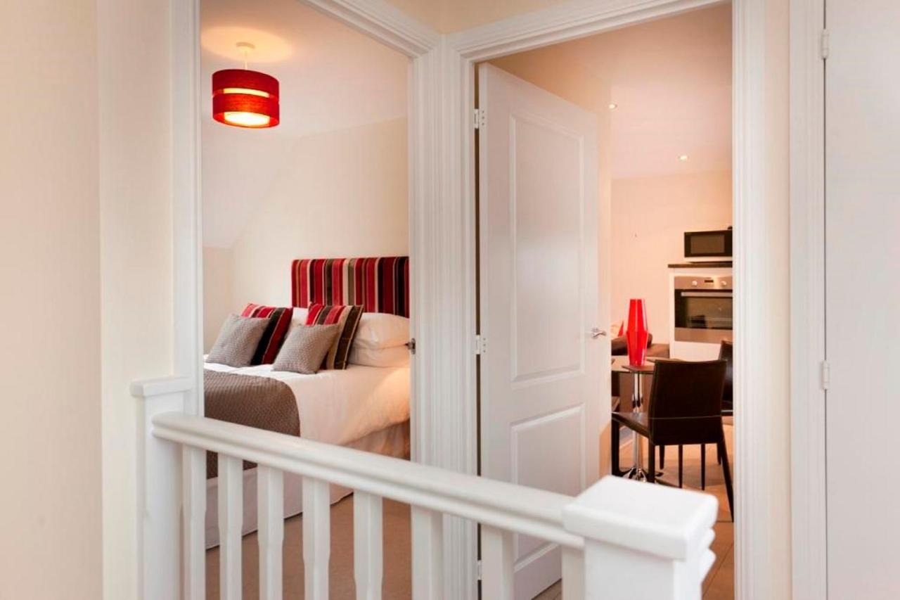 Dbs Serviced Apartments - The Twain Касл-Донингтон Экстерьер фото